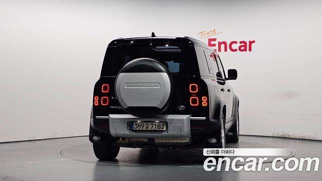 Land Rover Defender 2020 — photo 4