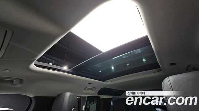 Land Rover Defender 2020 — photo 25