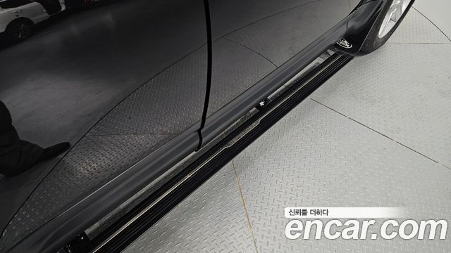 Land Rover Defender 2020 — photo 29