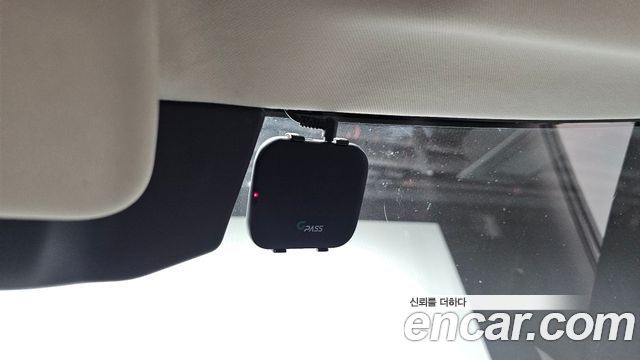 Land Rover Defender 2020 — photo 30