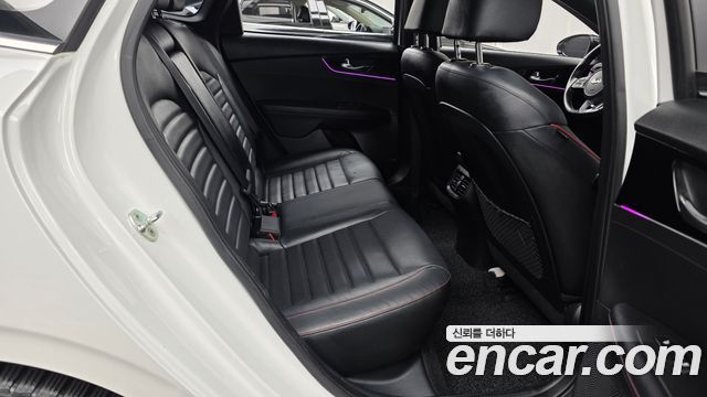 Kia K3 2019 — photo 17
