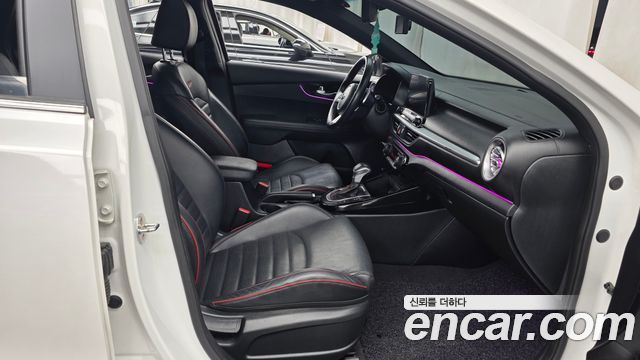 Kia K3 2019 — photo 16