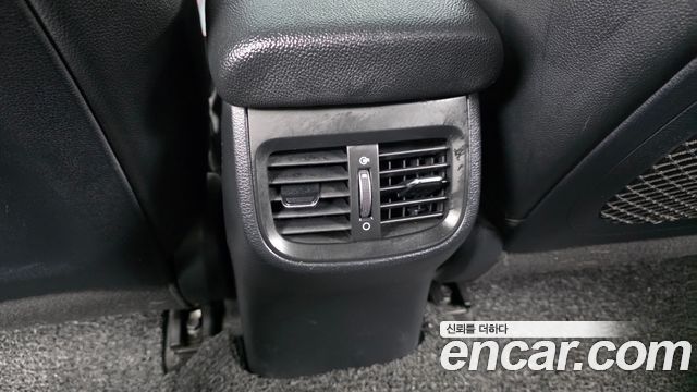 Kia K3 2019 — photo 31