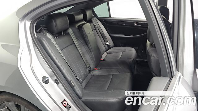 Hyundai Genesis 2014 — photo 17