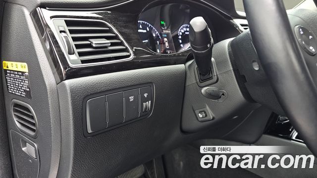 Hyundai Genesis 2014 — photo 23