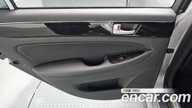 Hyundai Genesis 2014 — photo 15