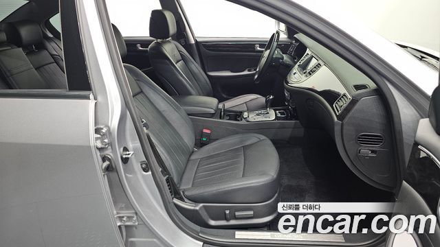 Hyundai Genesis 2014 — photo 16