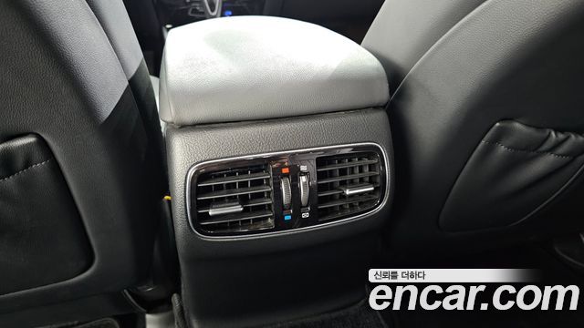 Hyundai Genesis 2014 — photo 29