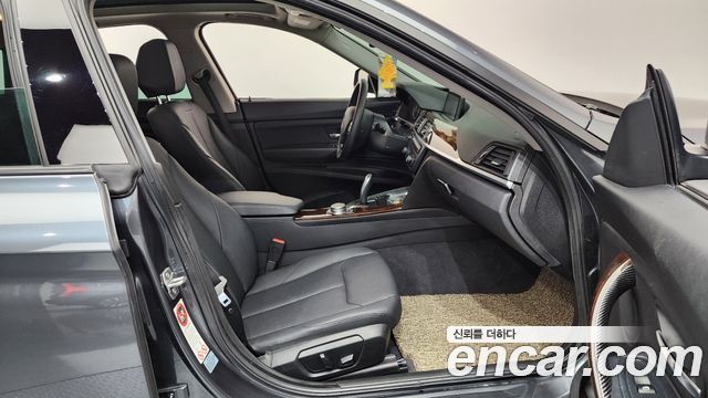 BMW Gran Turismo 2015 — photo 11