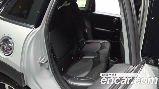 Mini Cooper 2021 — photo 18