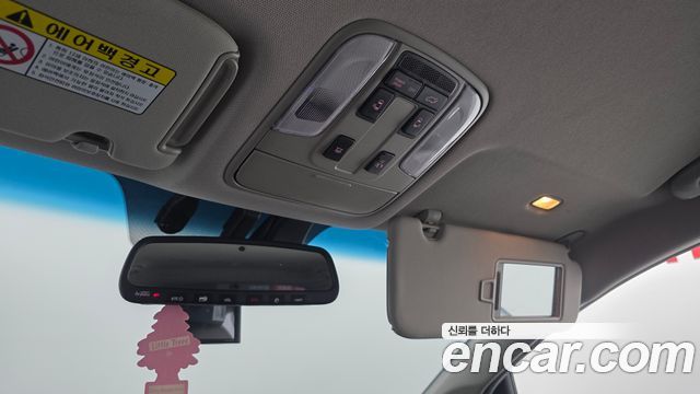 Kia Canival 2018 — photo 18
