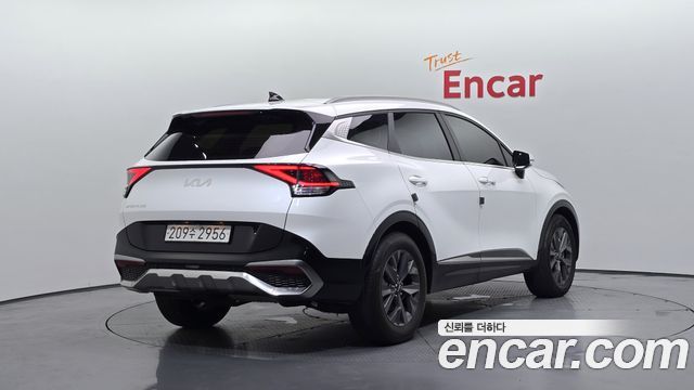 Kia Sportage 2022 — photo 2