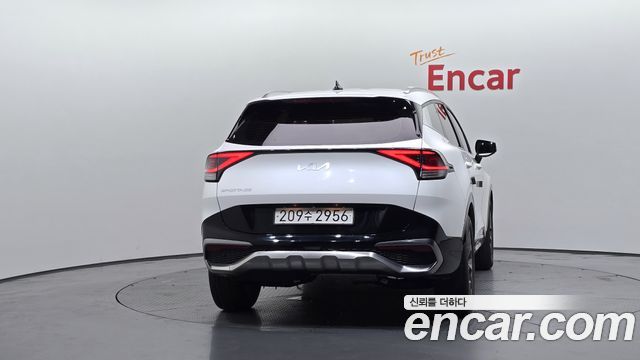 Kia Sportage 2022 — photo 4