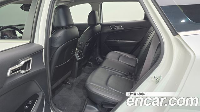 Kia Sportage 2022 — photo 17