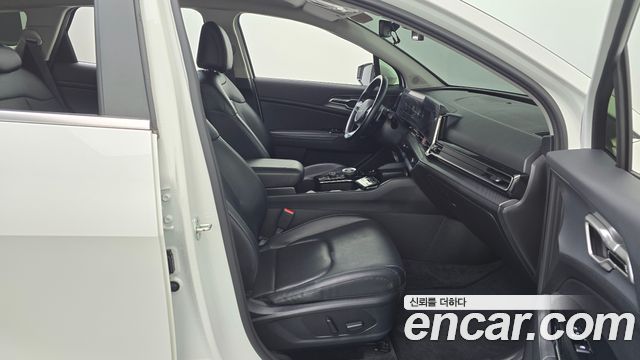 Kia Sportage 2022 — photo 16