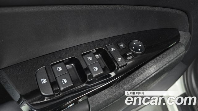 Kia Sportage 2022 — photo 29