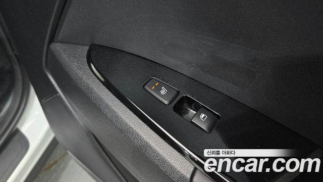 Kia Sportage 2022 — photo 30