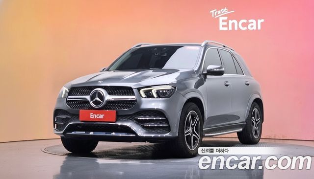 Mercedes-Benz GLE-Class 2019 — photo 1