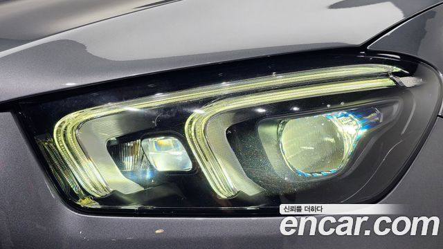 Mercedes-Benz GLE-Class 2019 — photo 8