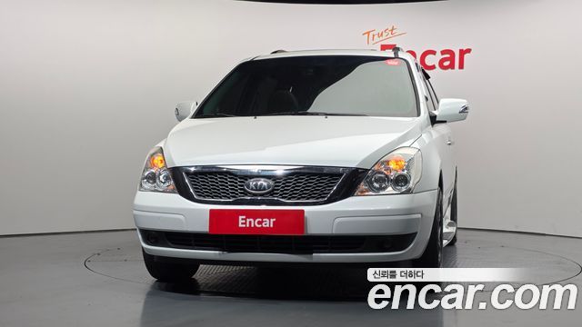 Kia Canival 2012 — photo 3