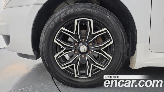 Kia Canival 2012 — photo 5