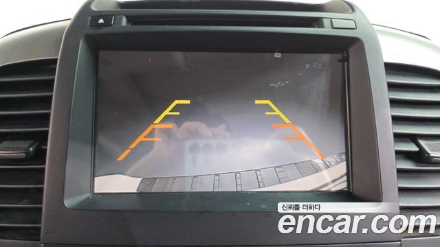 Kia Canival 2012 — photo 17