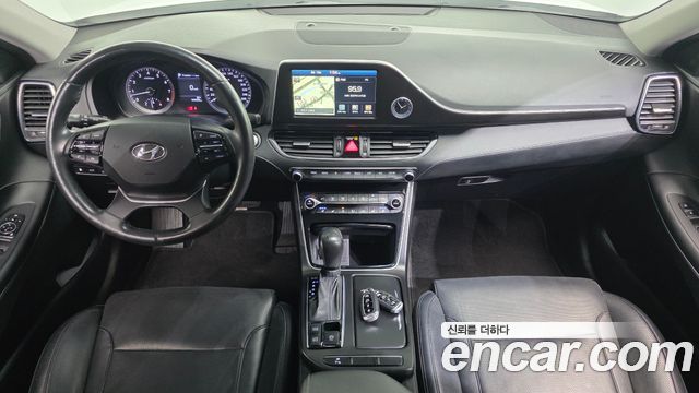 Hyundai Grandeur 2018 — photo 10