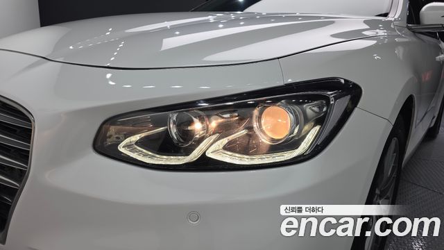 Hyundai Grandeur 2018 — photo 8