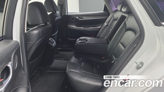 Hyundai Grandeur 2018 — photo 16