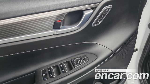 Hyundai Grandeur 2018 — photo 32