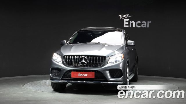 Mercedes-Benz GLE-Class 2018 — photo 3