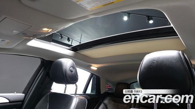 Mercedes-Benz GLE-Class 2018 — photo 25