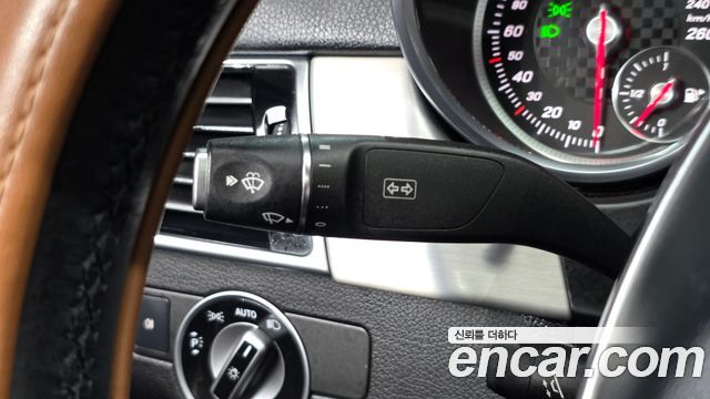 Mercedes-Benz GLE-Class 2018 — photo 27