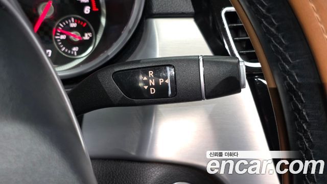 Mercedes-Benz GLE-Class 2018 — photo 28