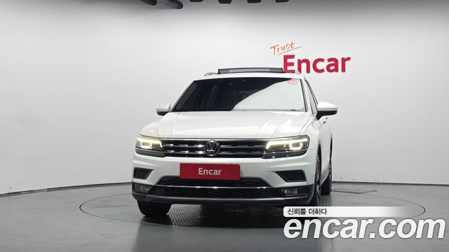 Volkswagen Tiguan 2020 — photo 3