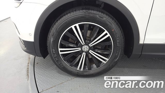 Volkswagen Tiguan 2020 — photo 5