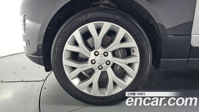 Land Rover Range Rover 2019 — photo 5
