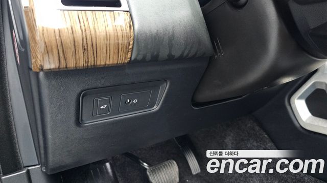 Land Rover Range Rover 2019 — photo 20