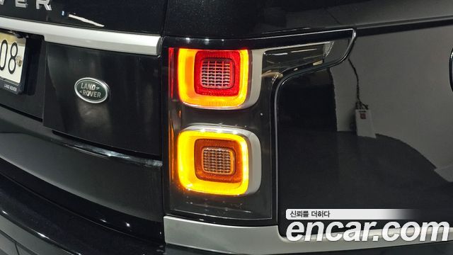 Land Rover Range Rover 2019 — photo 9