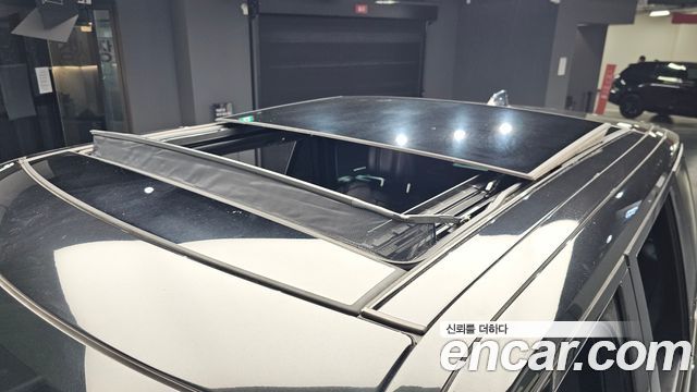 Land Rover Range Rover 2019 — photo 37