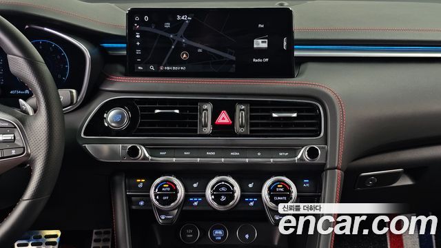 Genesis G70 2023 — photo 14