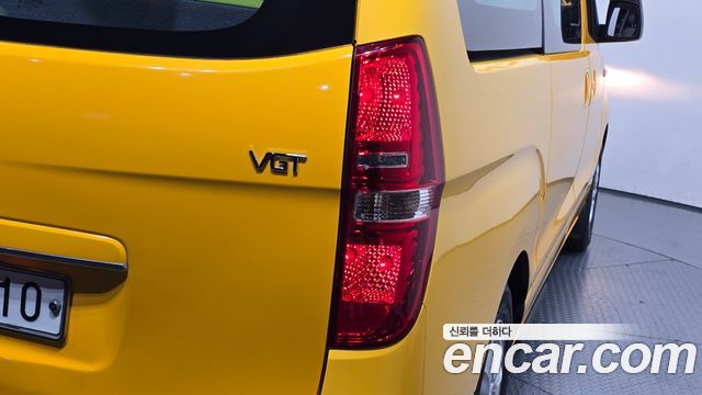 Hyundai Starex 2019 — photo 9