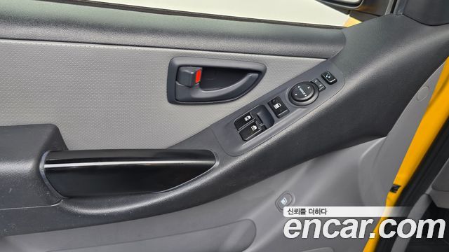 Hyundai Starex 2019 — photo 27