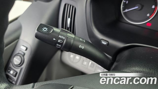 Hyundai Starex 2019 — photo 29