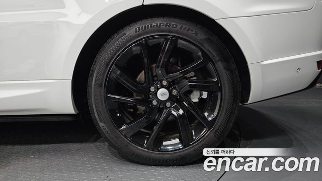 Land Rover Range Rover Sport 2019 — photo 7