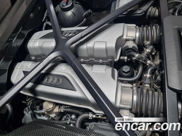 Audi R8 2017 — photo 15