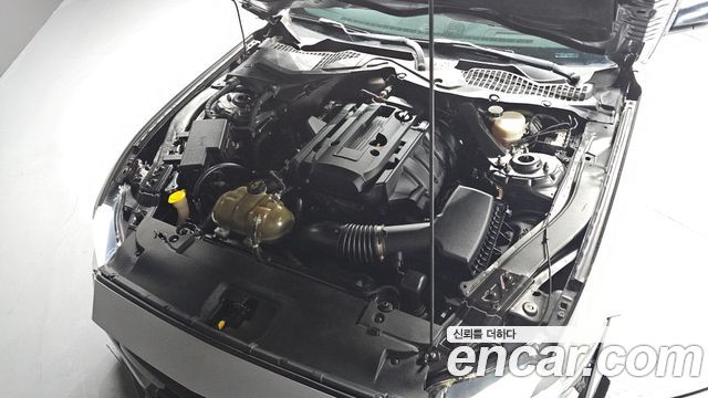 Ford Mustang 2017 — photo 6