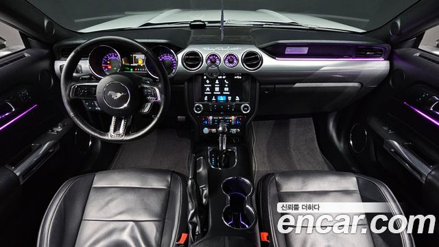 Ford Mustang 2017 — photo 10