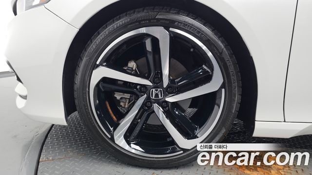 Honda Accord 2018 — photo 5
