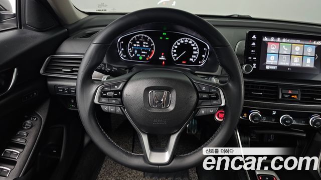 Honda Accord 2018 — photo 19